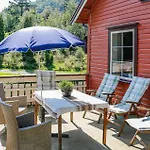 Ferienhaus Beautiful Home In Farsund With Kitchen